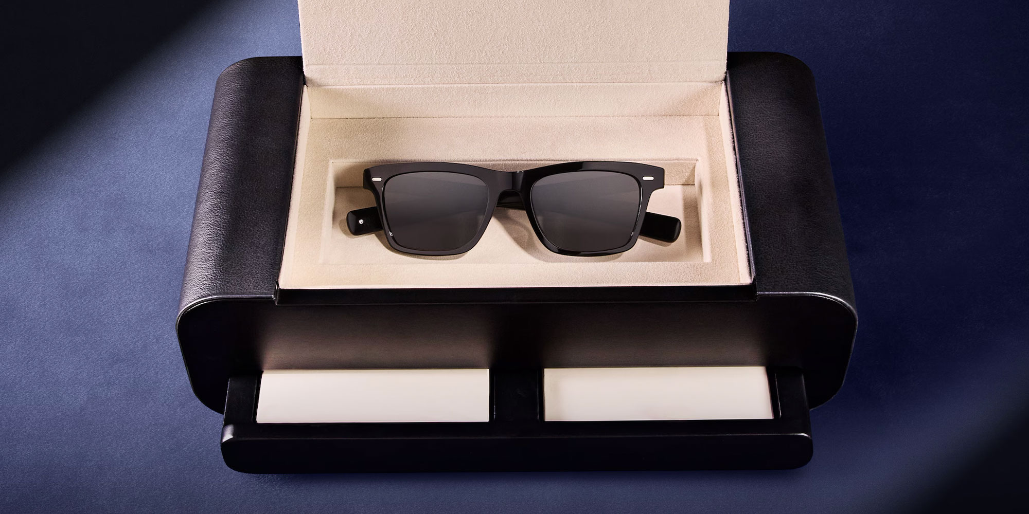 Oliver Peoples Maestro